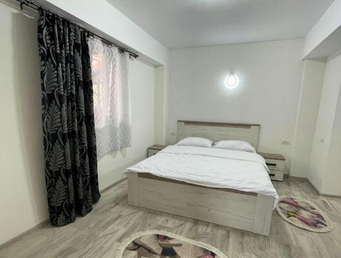 Casa De Vacanta Clara Maria Комарник Екстериор снимка
