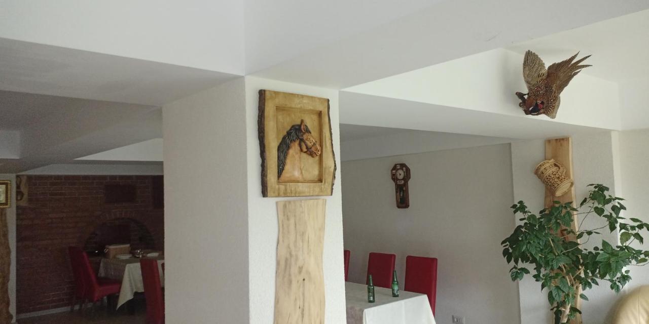 Casa De Vacanta Clara Maria Комарник Екстериор снимка